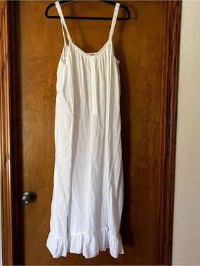 White 100% cotton Sleeveless Ruffle-Hem Maxi Dress